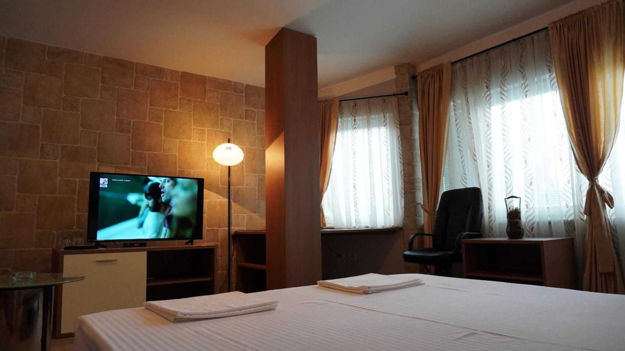 Hotel Vila Ivankovic Buna Quarto foto